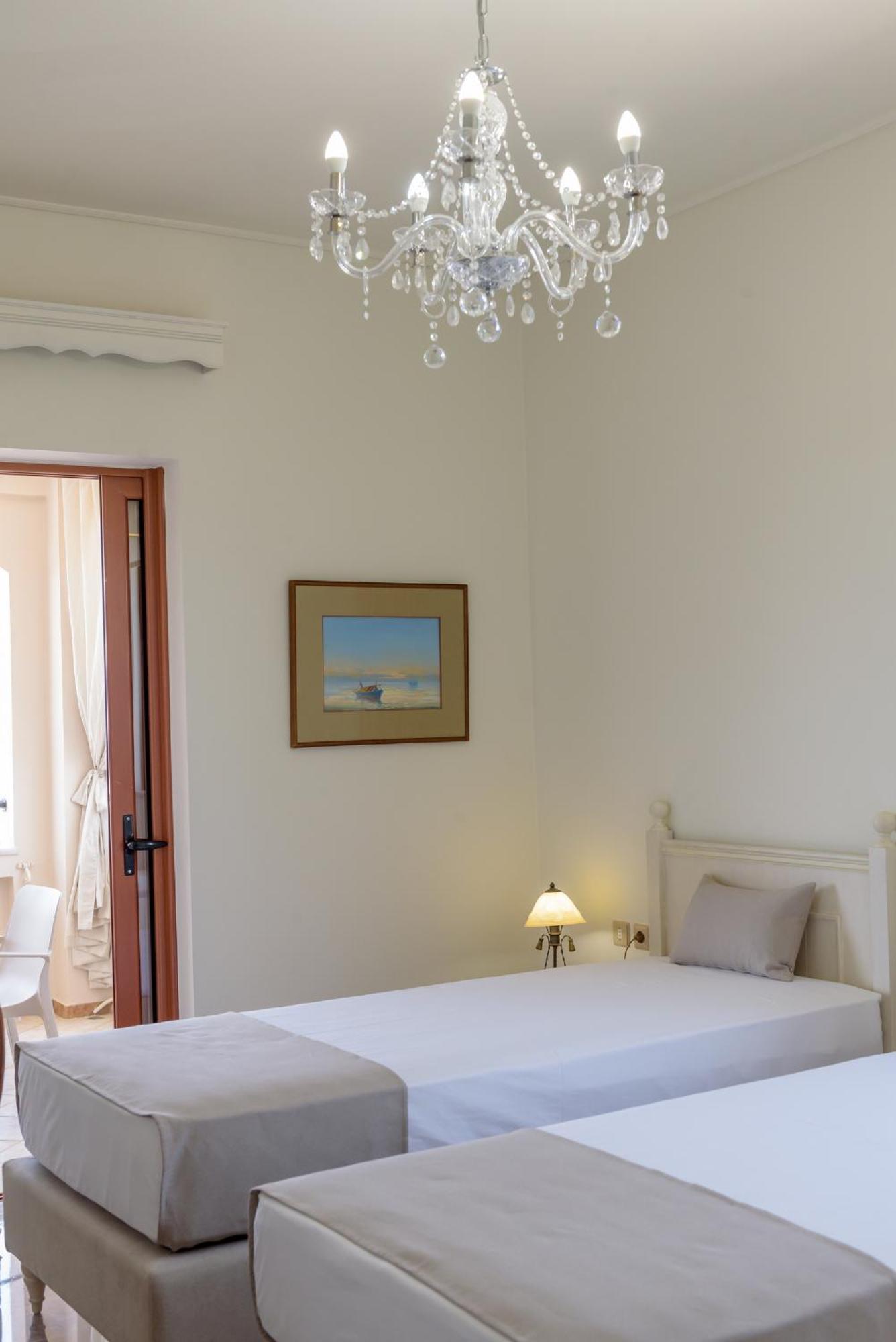 Villa Araucaria - Private Pool, Jacuzzi, Sea View Rethymno  ภายนอก รูปภาพ